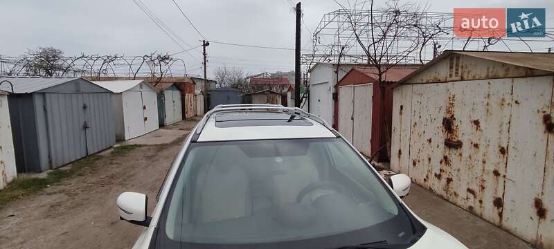 Позашляховик / Кросовер Nissan Rogue 2014 в Одесі