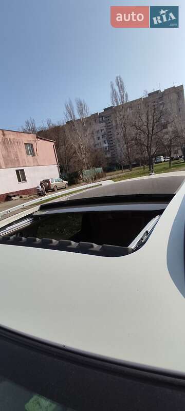 Позашляховик / Кросовер Nissan Rogue 2014 в Одесі