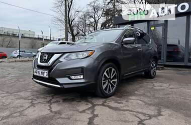 Внедорожник / Кроссовер Nissan Rogue 2019 в Киеве