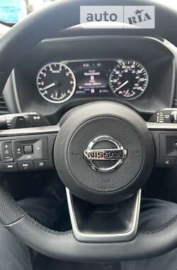 Внедорожник / Кроссовер Nissan Rogue 2021 в Житомире