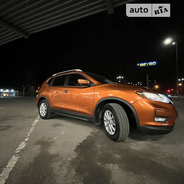 Внедорожник / Кроссовер Nissan Rogue 2018 в Ивано-Франковске