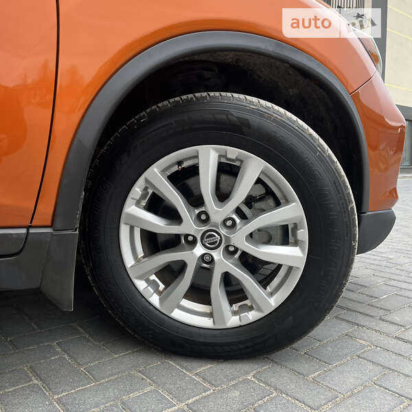Внедорожник / Кроссовер Nissan Rogue 2018 в Ивано-Франковске
