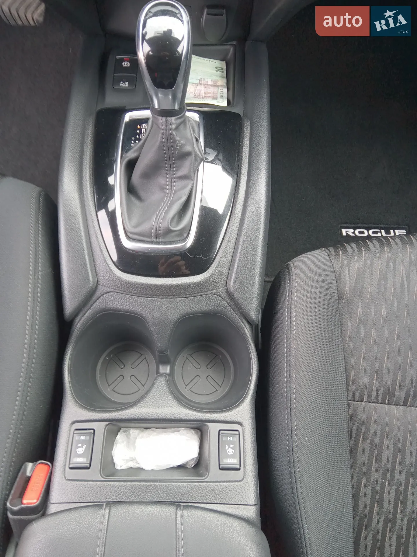 2019 Nissan Rogue - мініатюра 26