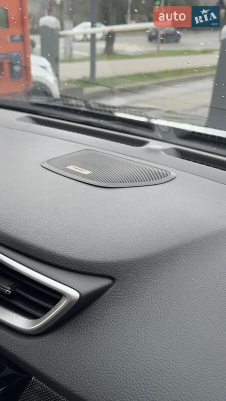 Позашляховик / Кросовер Nissan Rogue 2014 в Харкові