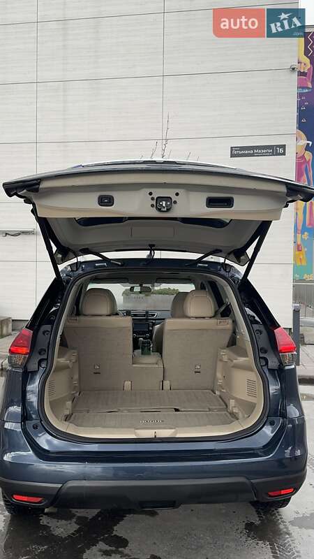 Позашляховик / Кросовер Nissan Rogue 2014 в Харкові