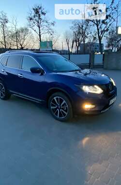 Внедорожник / Кроссовер Nissan Rogue 2019 в Ровно