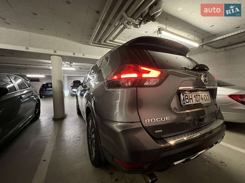 Позашляховик / Кросовер Nissan Rogue 2017 в Одесі