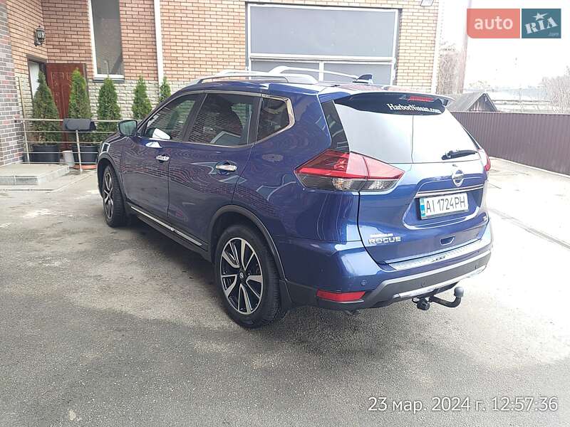 Внедорожник / Кроссовер Nissan Rogue 2019 в Киеве