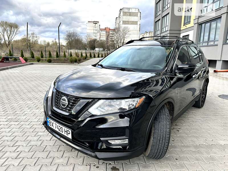 Позашляховик / Кросовер Nissan Rogue 2018 в Хмельницькому