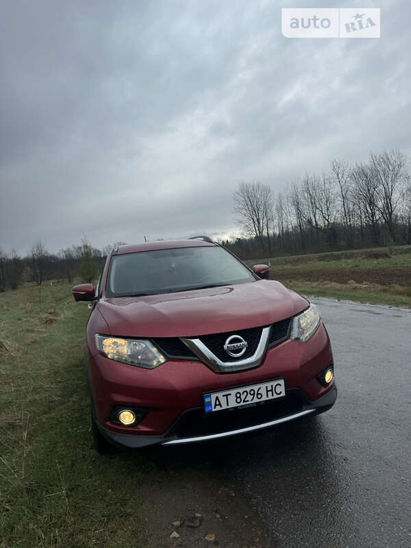 Внедорожник / Кроссовер Nissan Rogue 2014 в Долине