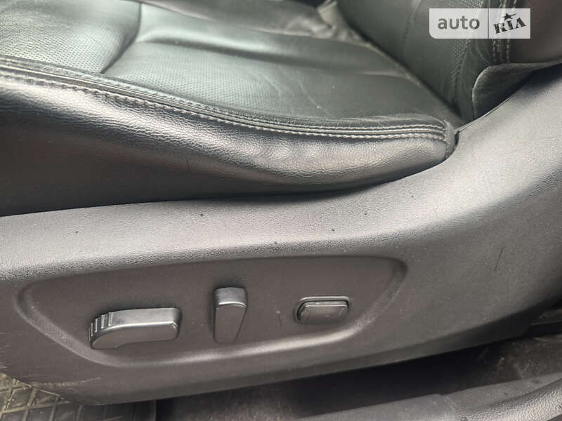 Внедорожник / Кроссовер Nissan Rogue 2014 в Долине