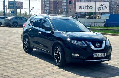 Внедорожник / Кроссовер Nissan Rogue 2018 в Виннице