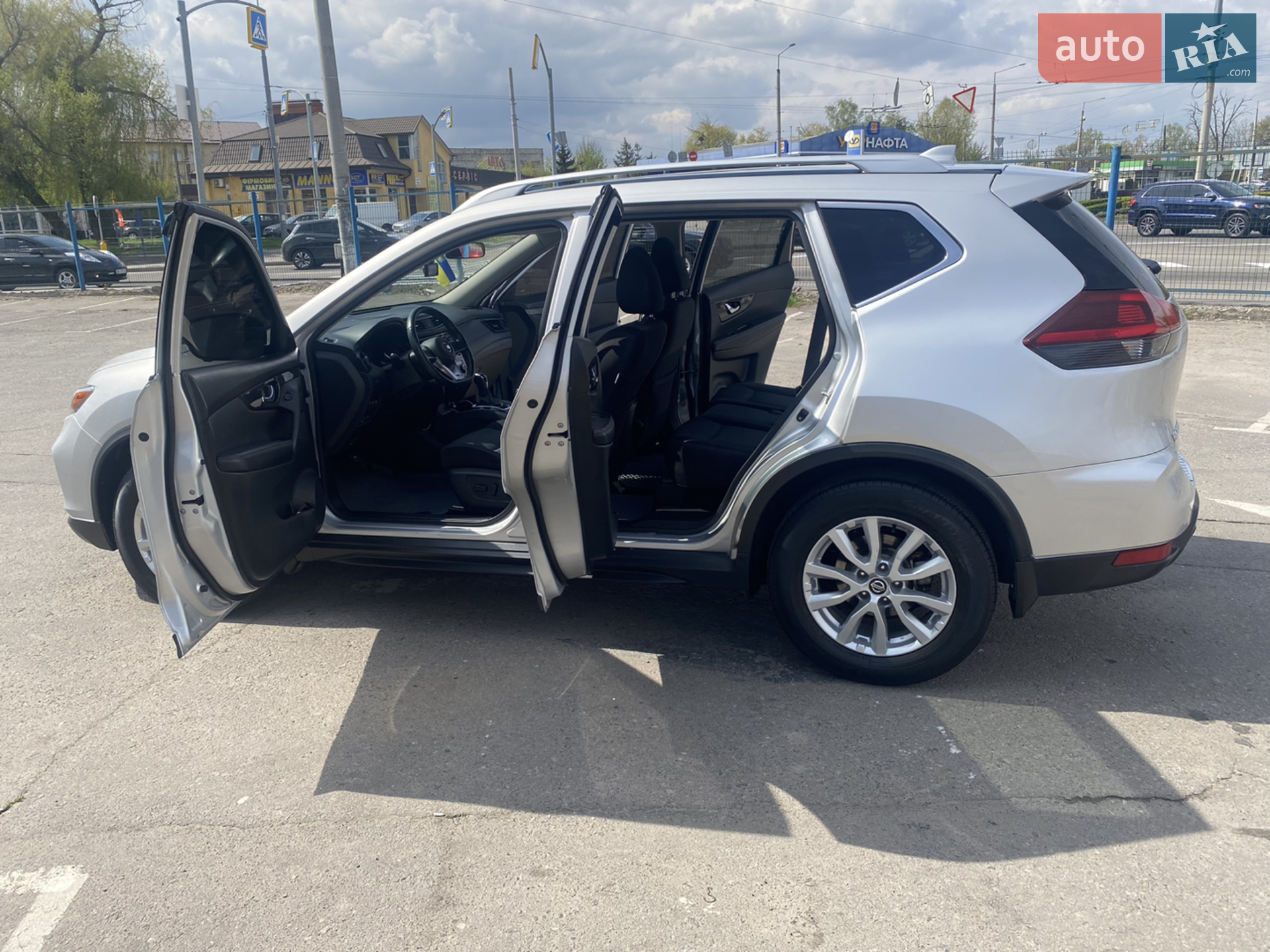 2018 Nissan Rogue - мініатюра 27