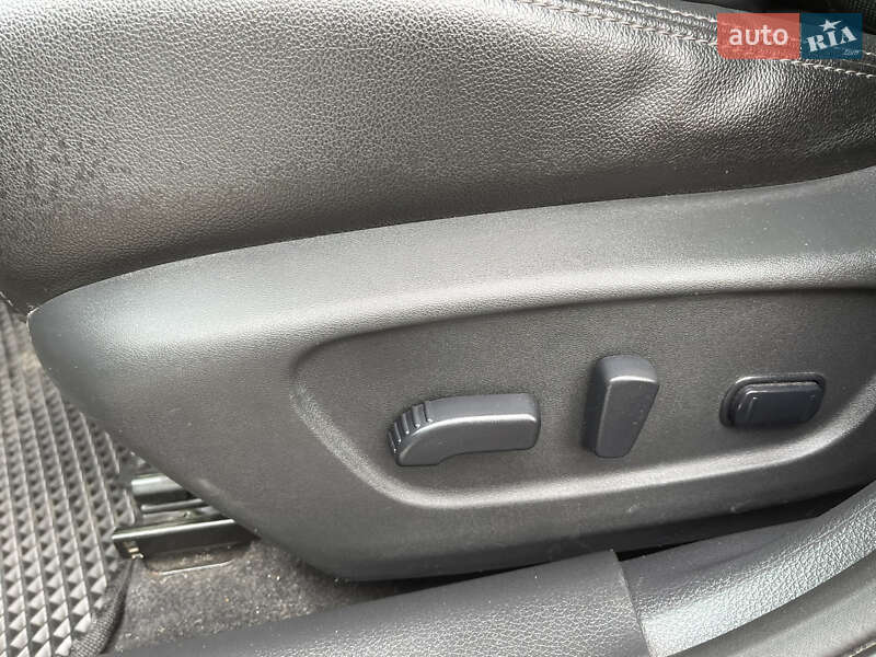 Внедорожник / Кроссовер Nissan Rogue 2015 в Луцке фото 29 Внедорожник / Кроссовер Nissan Rogue 2015 в Луцке