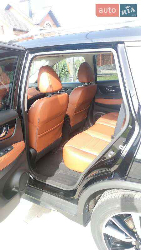 Позашляховик / Кросовер Nissan Rogue 2018 в Кременчуці