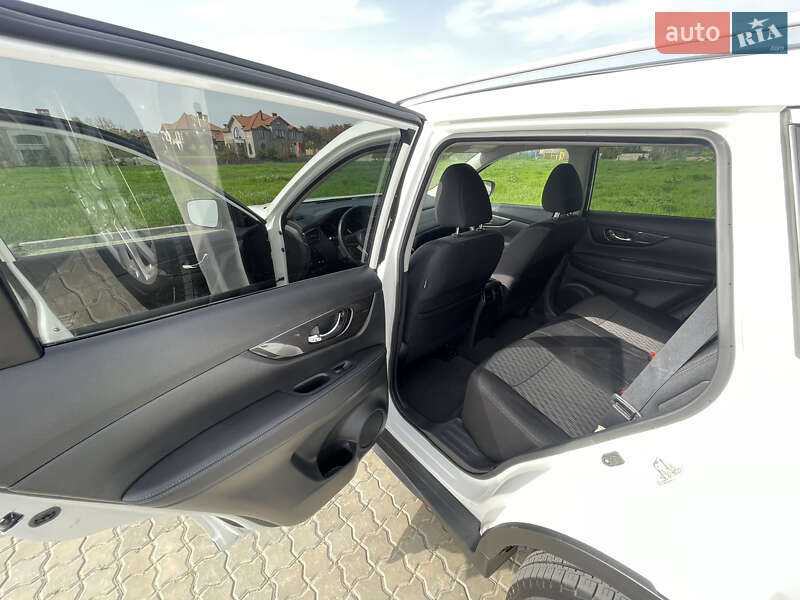 Позашляховик / Кросовер Nissan Rogue 2018 в Одесі