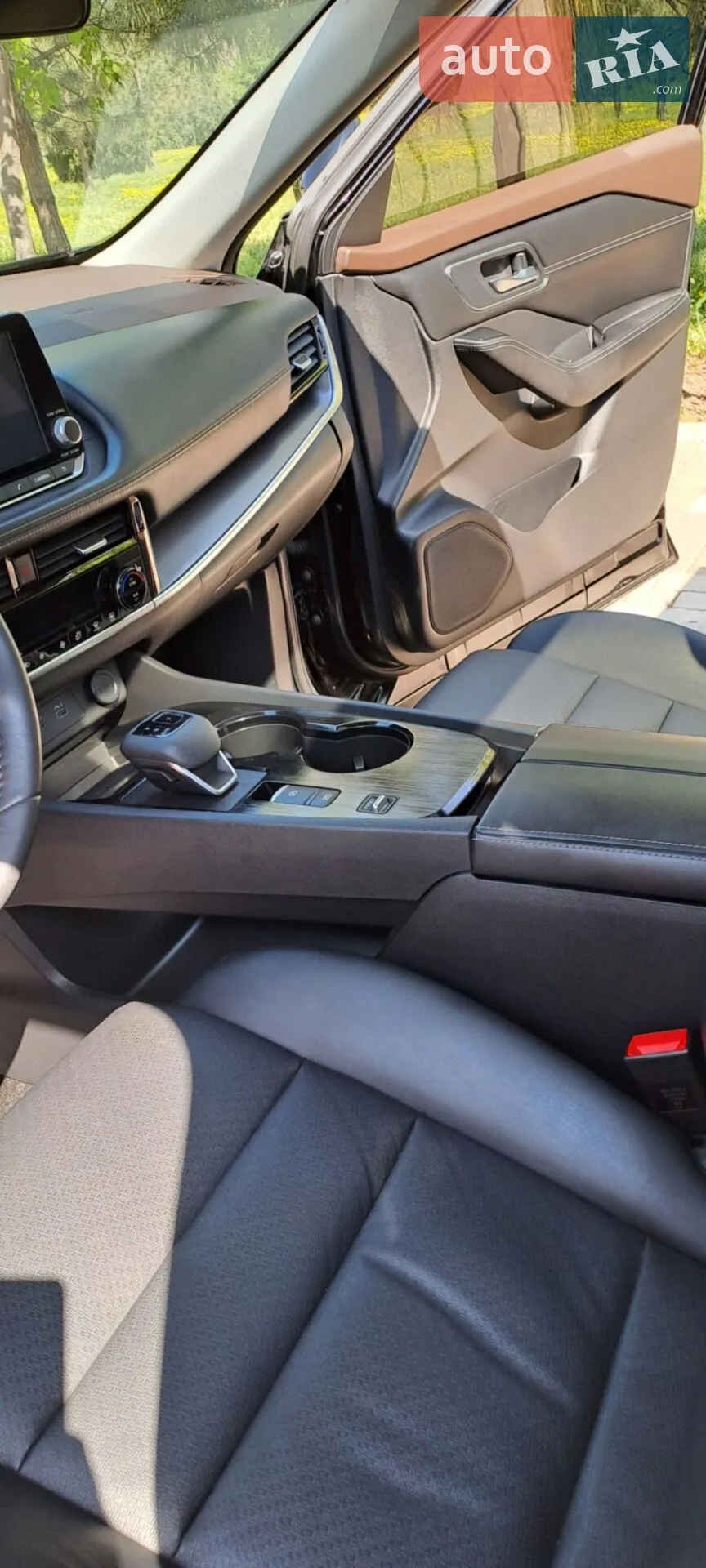 2020 Nissan Rogue - мініатюра 8