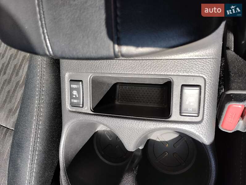 Позашляховик / Кросовер Nissan Rogue 2019 в Тернополі