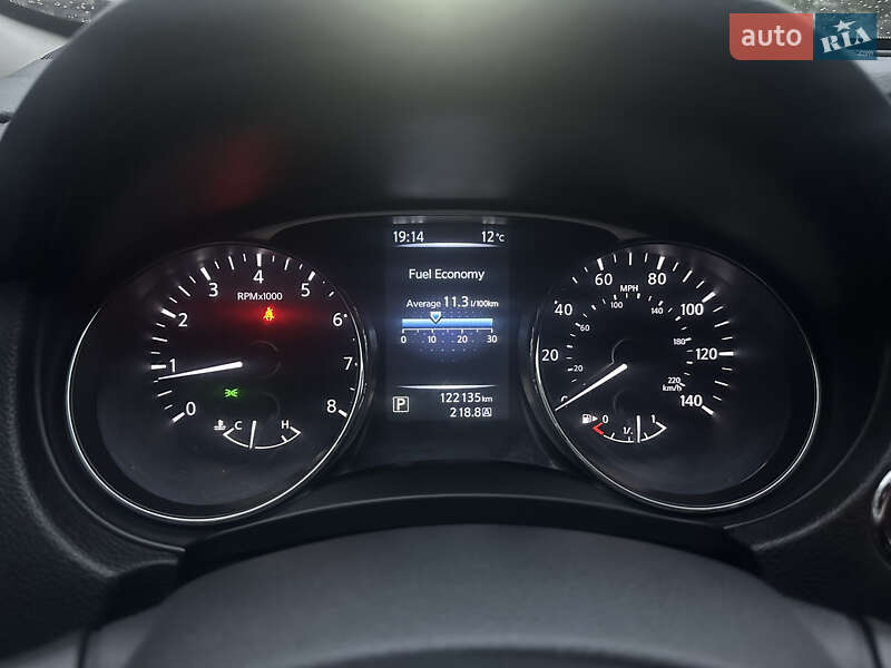 Позашляховик / Кросовер Nissan Rogue 2015 в Дніпрі