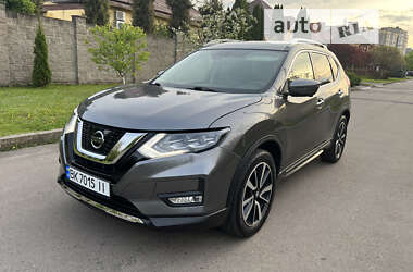 Внедорожник / Кроссовер Nissan Rogue 2018 в Ровно