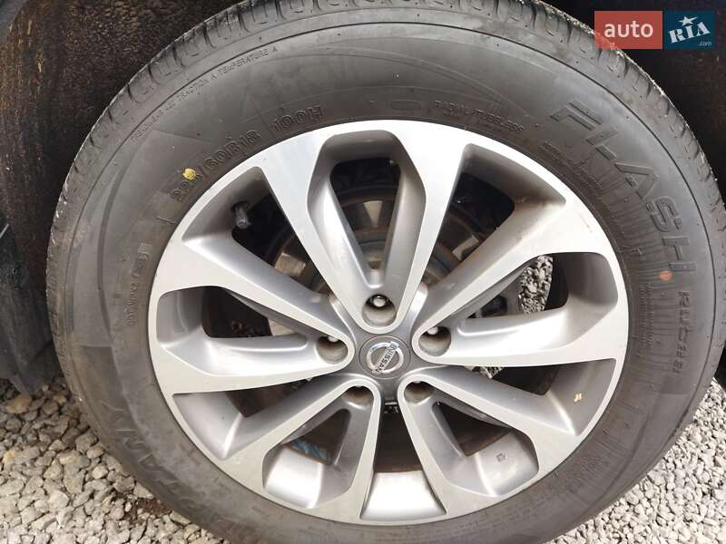 Позашляховик / Кросовер Nissan Rogue 2018 в Вінниці