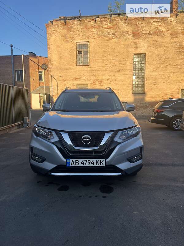 Позашляховик / Кросовер Nissan Rogue 2018 в Вінниці