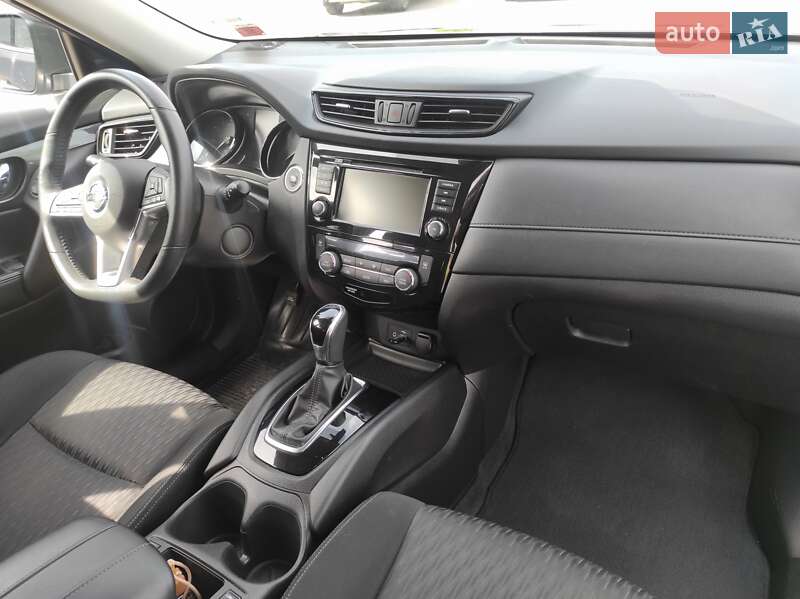 Позашляховик / Кросовер Nissan Rogue 2018 в Запоріжжі фото 16 Позашляховик / Кросовер Nissan Rogue 2018 в Запоріжжі