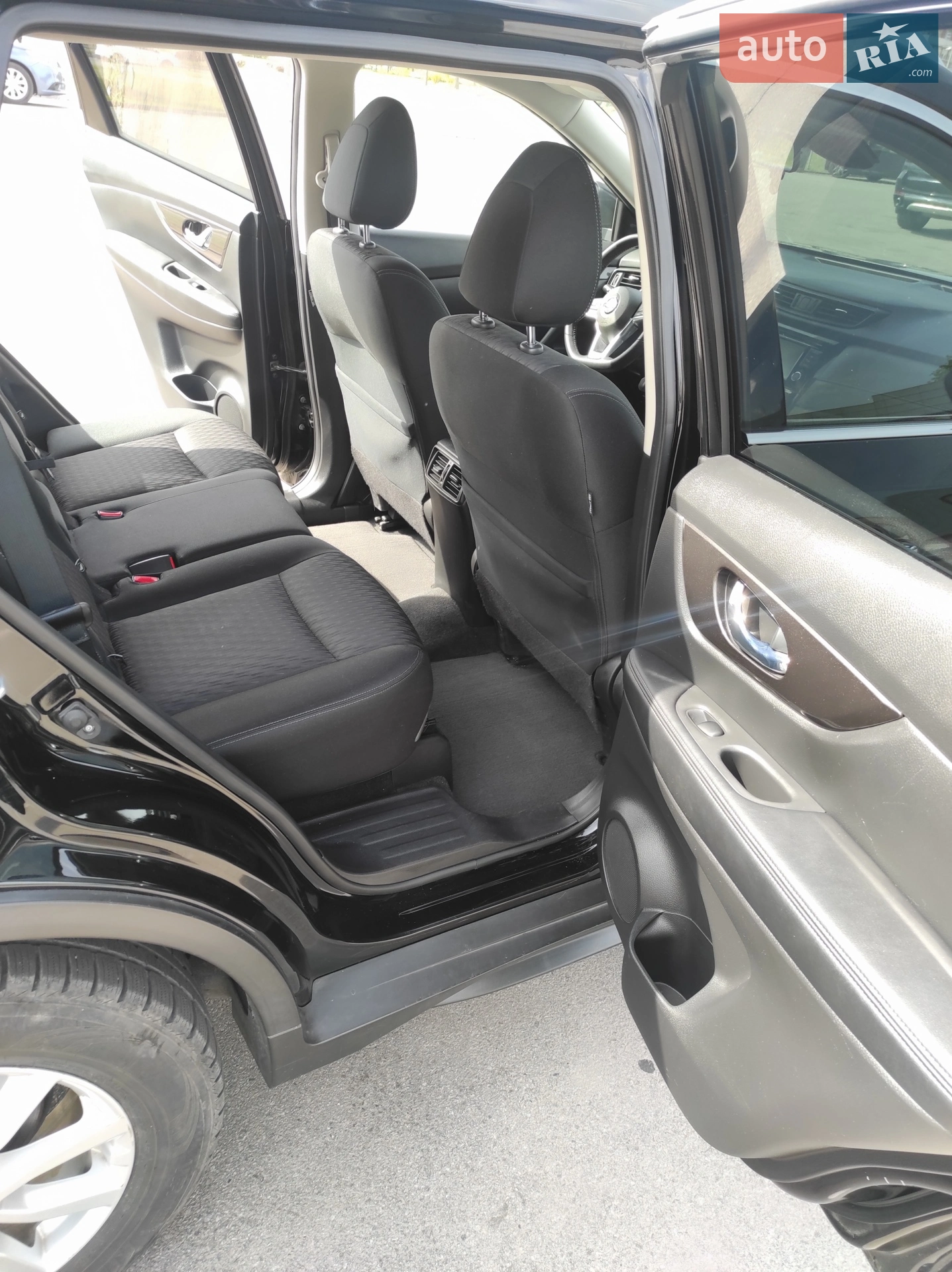 2018 Nissan Rogue - мініатюра 28