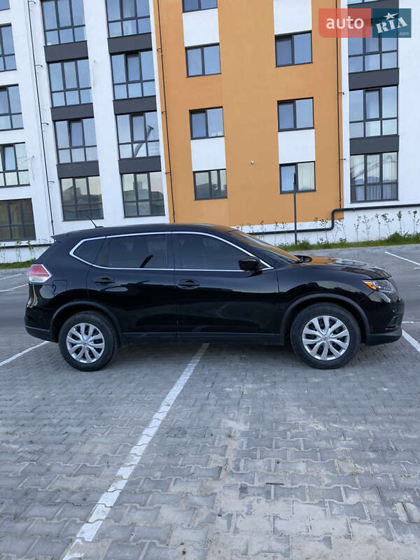 Внедорожник / Кроссовер Nissan Rogue 2016 в Ровно