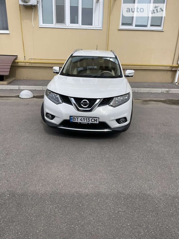 Позашляховик / Кросовер Nissan Rogue 2014 в Херсоні