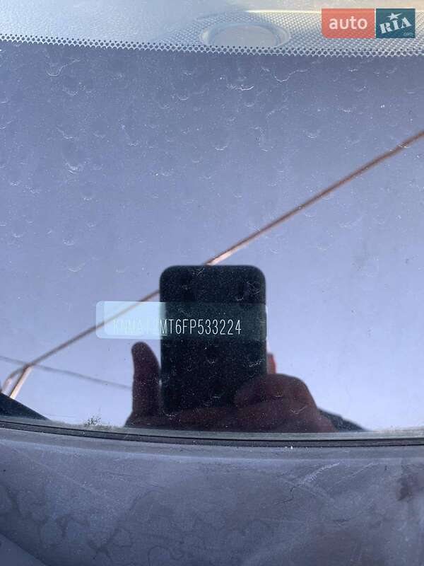 Позашляховик / Кросовер Nissan Rogue 2015 в Рокитному