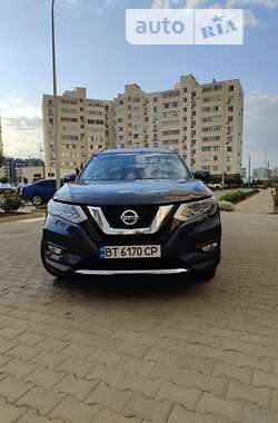 Внедорожник / Кроссовер Nissan Rogue 2014 в Южном