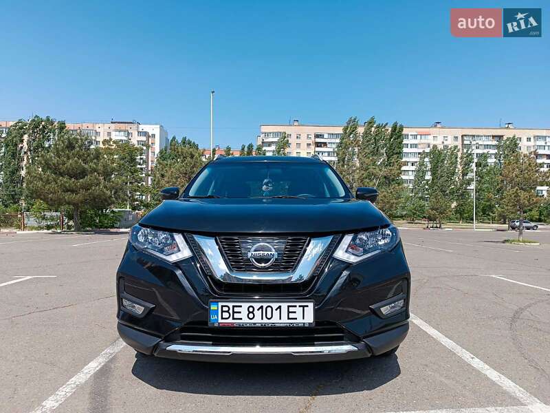 Позашляховик / Кросовер Nissan Rogue 2017 в Врадіївці