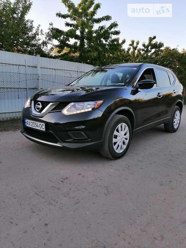 Внедорожник / Кроссовер Nissan Rogue 2016 в Харькове