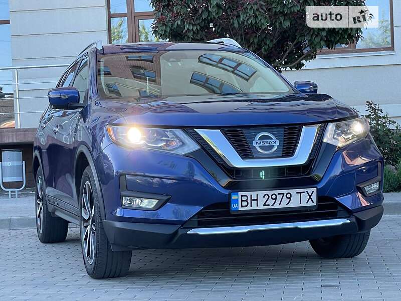 Позашляховик / Кросовер Nissan Rogue 2016 в Одесі