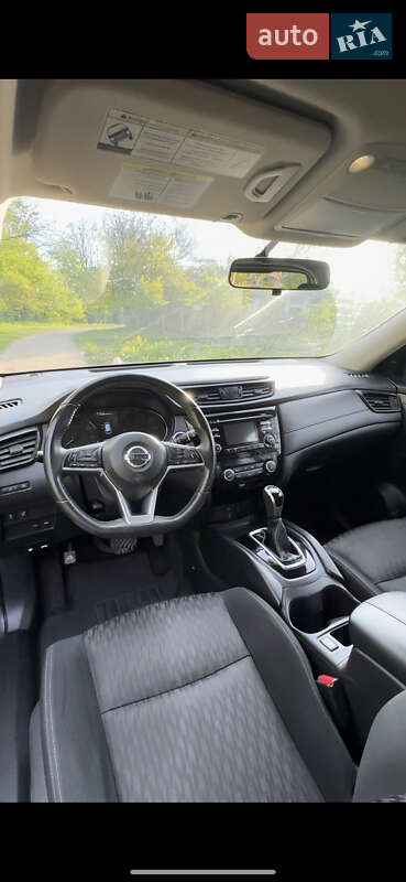 Позашляховик / Кросовер Nissan Rogue 2016 в Івано-Франківську