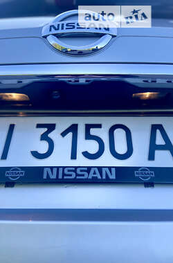 Внедорожник / Кроссовер Nissan Rogue 2017 в Обухове