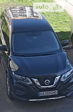Позашляховик / Кросовер Nissan Rogue 2017 в Чернігові
