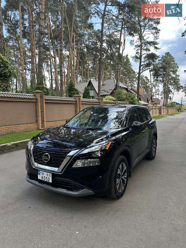 Внедорожник / Кроссовер Nissan Rogue 2021 в Чернигове