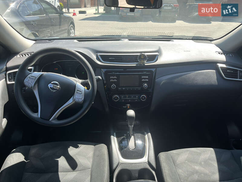 Позашляховик / Кросовер Nissan Rogue 2016 в Вінниці