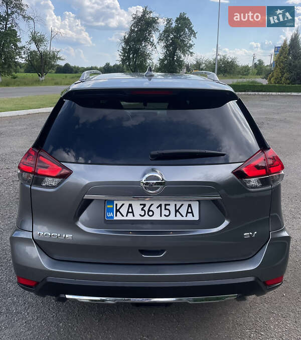 Внедорожник / Кроссовер Nissan Rogue 2018 в Киеве
