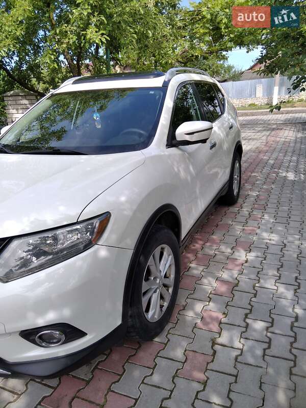 Позашляховик / Кросовер Nissan Rogue 2015 в Тернополі