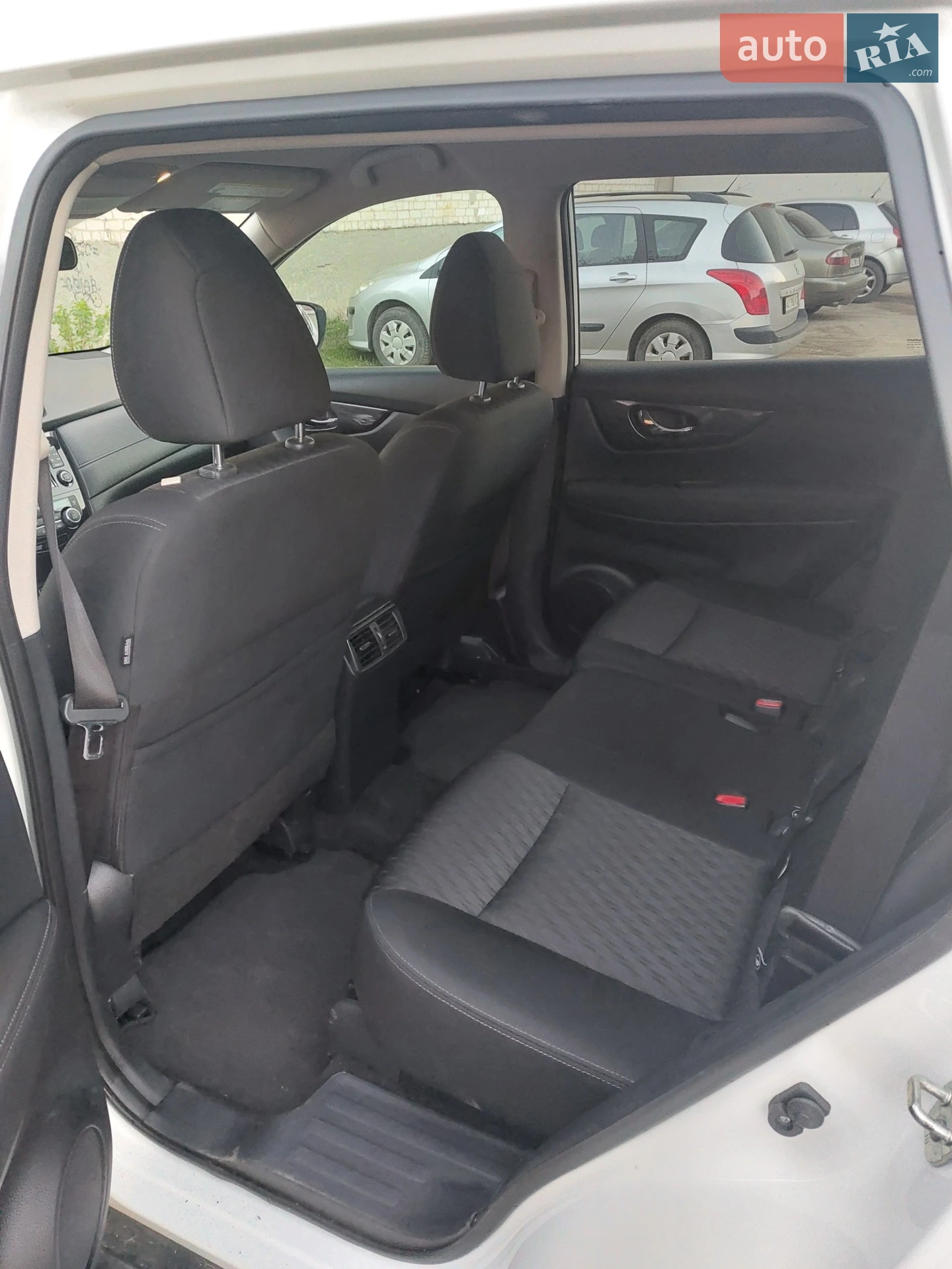 2017 Nissan Rogue - мініатюра 14