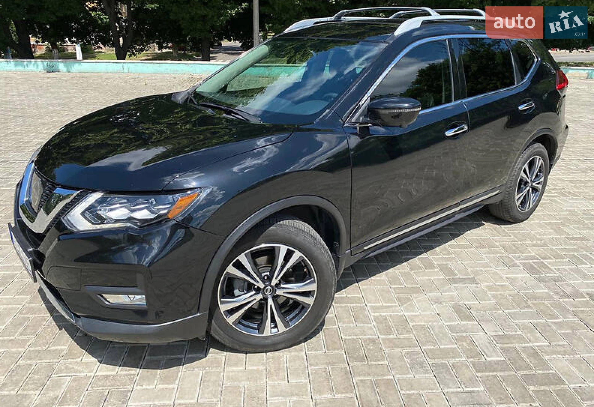 2017 Nissan Rogue - фото 1