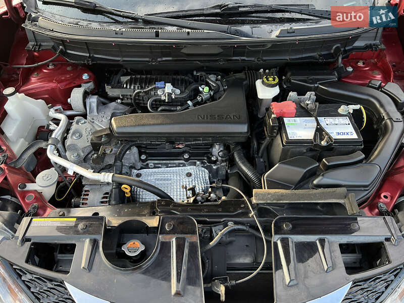 Позашляховик / Кросовер Nissan Rogue 2015 в Рівному