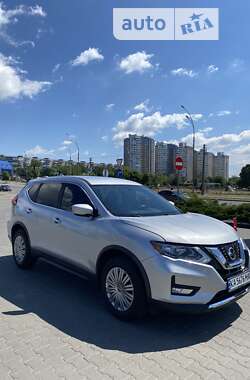 Позашляховик / Кросовер Nissan Rogue 2017 в Києві