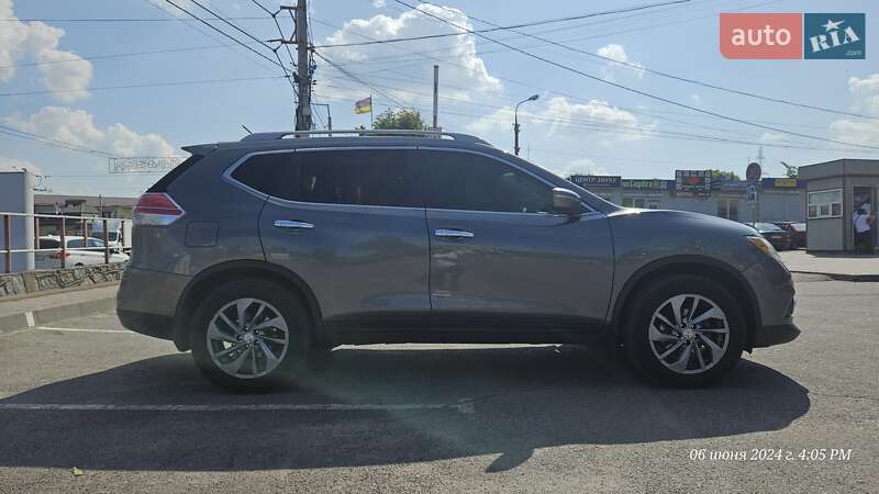 Внедорожник / Кроссовер Nissan Rogue 2014 в Виннице