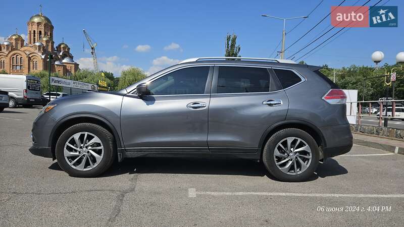 Внедорожник / Кроссовер Nissan Rogue 2014 в Виннице