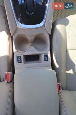 Внедорожник / Кроссовер Nissan Rogue 2014 в 