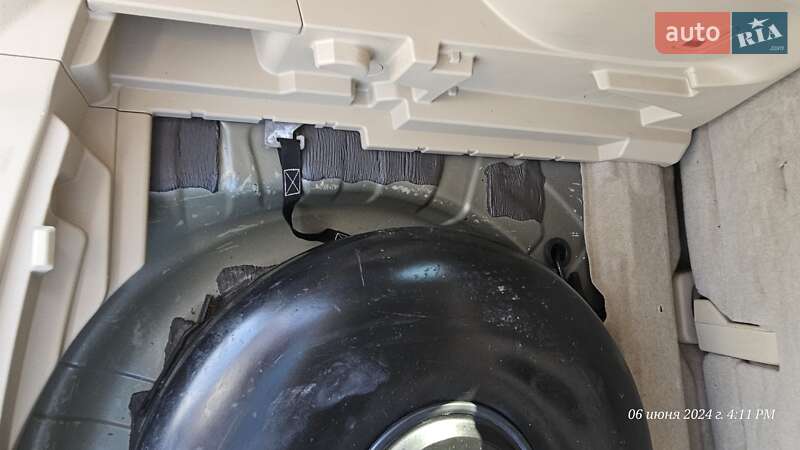 Внедорожник / Кроссовер Nissan Rogue 2014 в Виннице